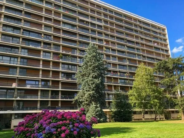 Garage et parking Location Lyon 75€