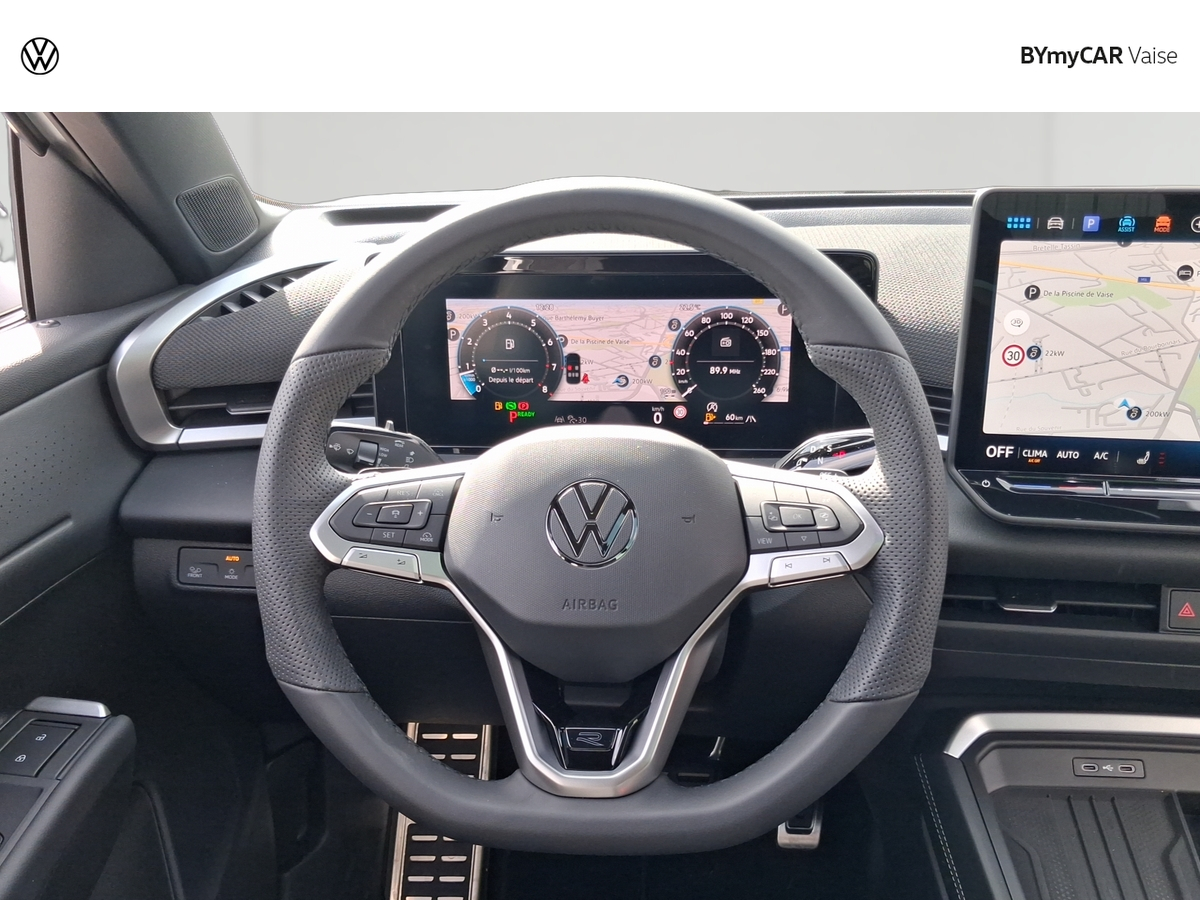 Volkswagen T-Roc 1.5 eTSI EVO2 Hybrid 150 ch DSG7 — photo 10