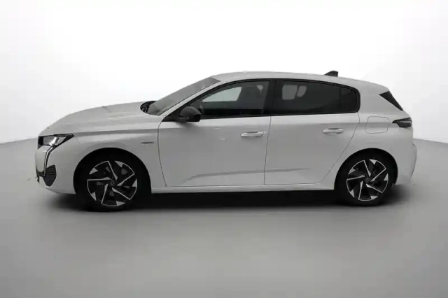 Peugeot 308 phev 180 e-eat8 — photo 35