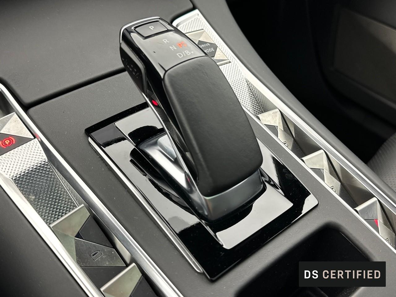 Ds Ds 7 crossback hybride rechargeable e-tense 360 eat8 4x4 performa — photo 28