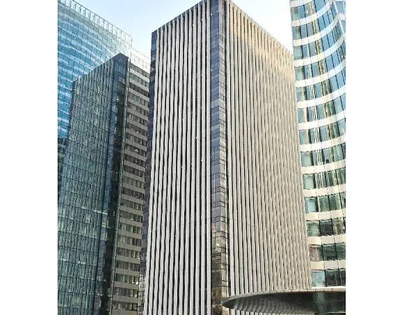 Bureaux 852 m²