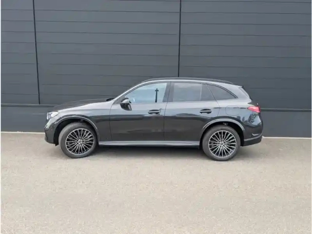 Mercedes Glc 300 de — photo 2