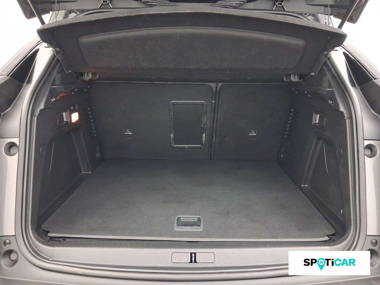 Peugeot 3008 hybrid 225ch roadtrip e-eat8 — photo 6