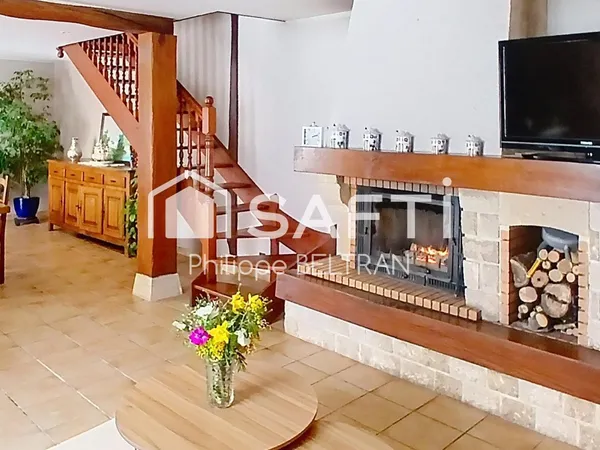 Maison 7 pièces - 260m2