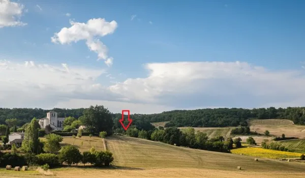 Terrain constructible - Sainte Juliette 1700 m2