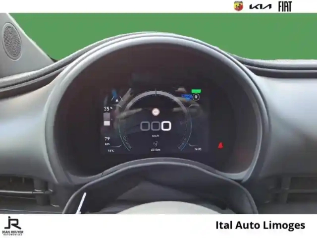 Abarth 500 e 155ch 42kwh  4cv (-3600? prime cee à particulier déduit) — photo 42