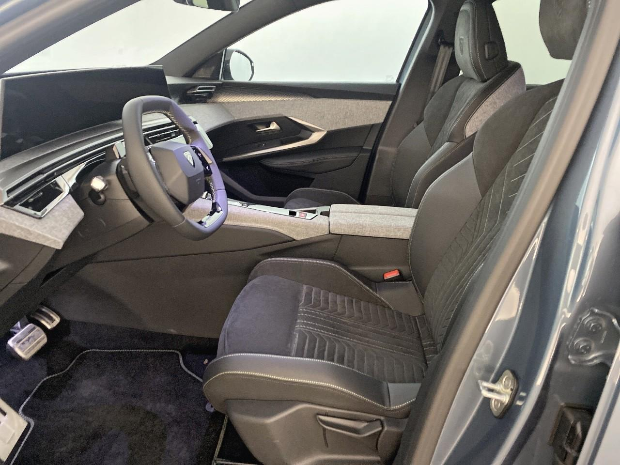Peugeot 3008 hybrid 145 e-dcs6 gt — photo 9