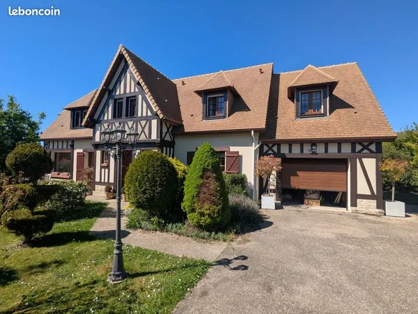 Maison 5 pièces 165 m²