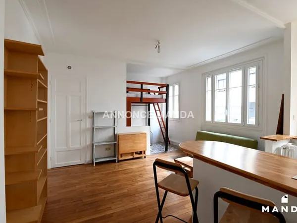 Charmant T1 meublé - Rue Saint-Hubert, Paris 11e