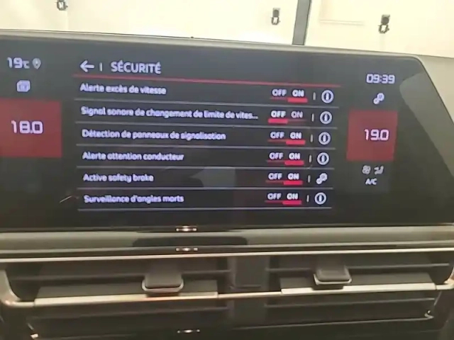 Citroën C5 Aircross hybride 145 e-dcs6 — photo 20