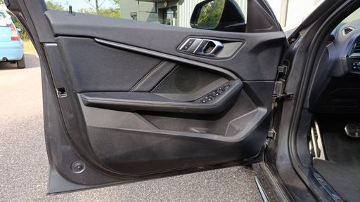 BMW Serie 1 118d 150 BVA - M Sport – 2021 – 148677 km – Diesel – Boîte Automatique — photo 27