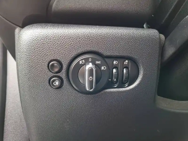 Mini Mini hatch 5 portes cooper 136 ch bva7 — photo 23