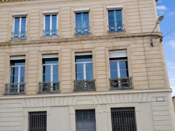 Commerce 5 pièces 107 m²