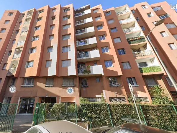 Studio 1 pièce 20 m²