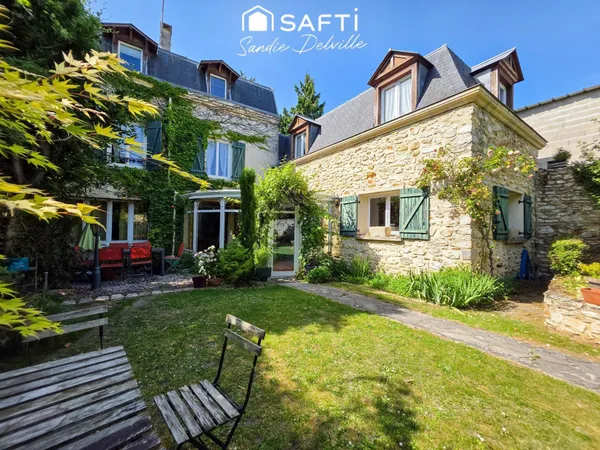 Propriété 6 pièces- 4ch- 230m²- 531m² parcelle