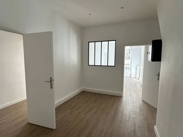 Bureaux 58 m²