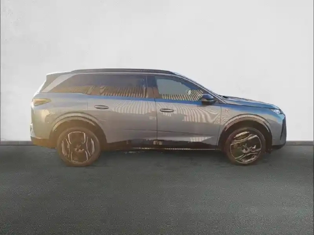Peugeot 5008 electrique 73 kwh 210 ch — photo 27