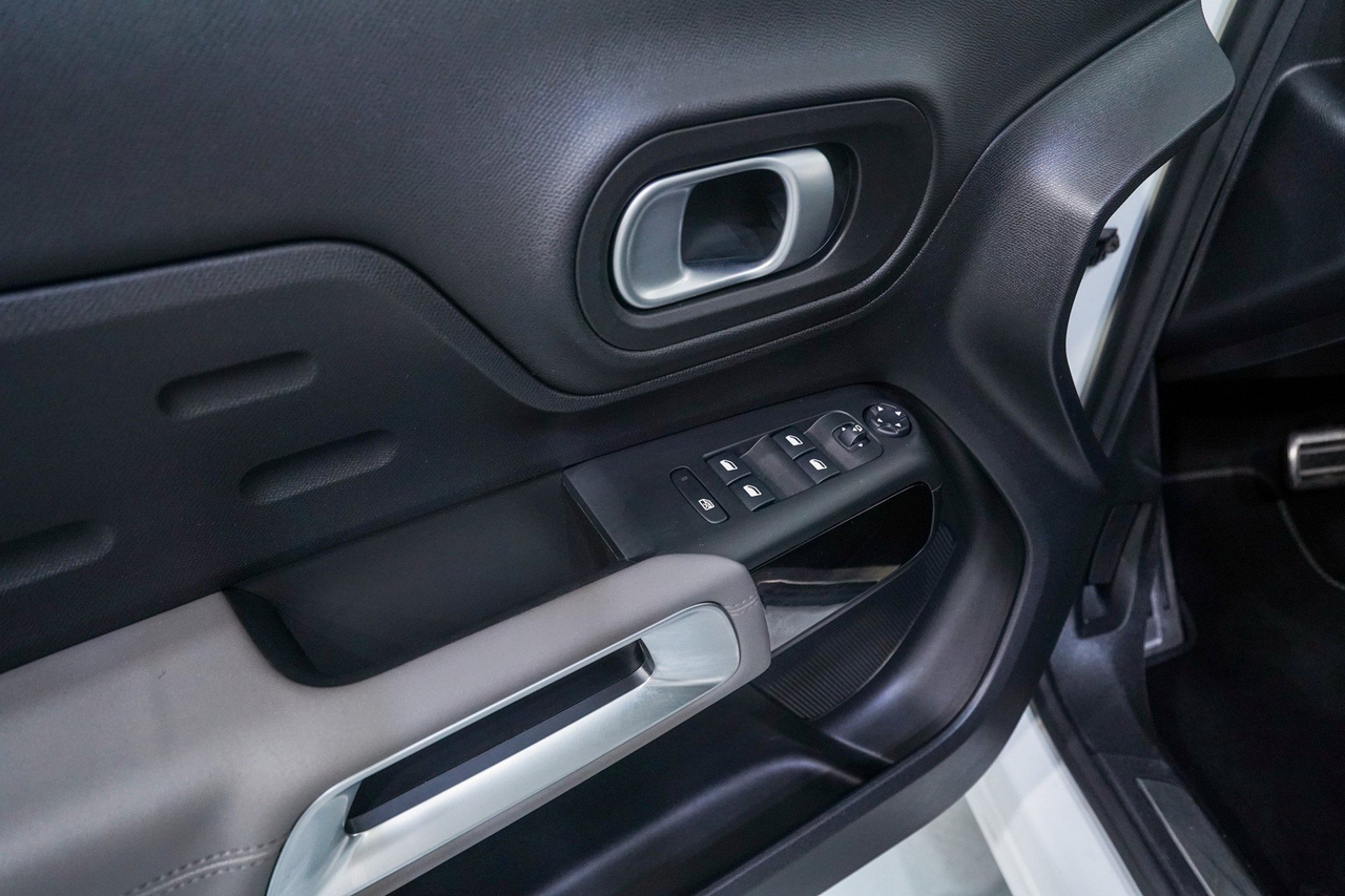 Citroën C5 Aircross — photo 17