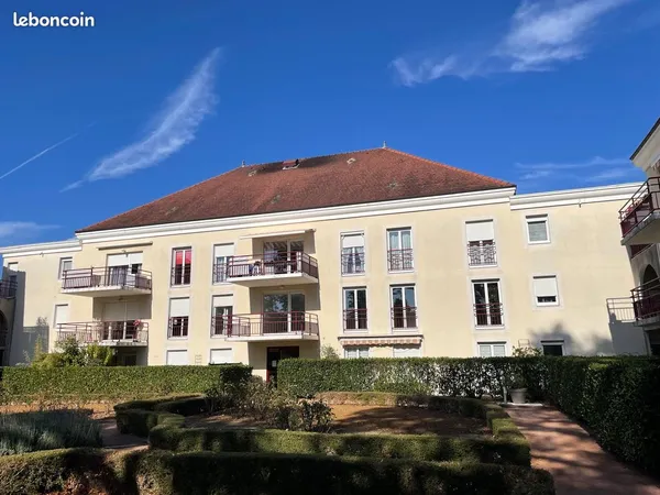 Appt calme, T3 expo sud 72m2 + balcon 9m2 sur Jardin - Toison d'or