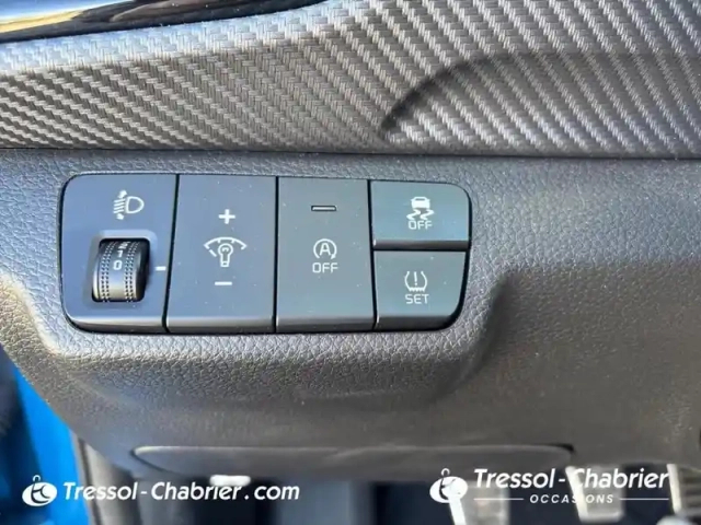 Kia Stonic 1.0 t-gdi 120 ch mhev bvm6 gt line — photo 13