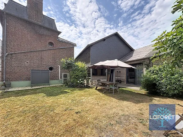 Maison 8 pièces 194 m²
