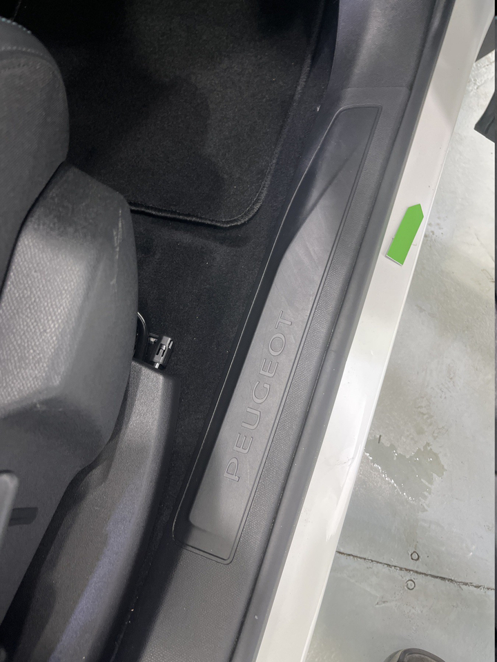 Peugeot 3008 — photo 45