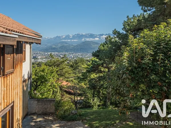 Maison 6 pièces 135 m²
