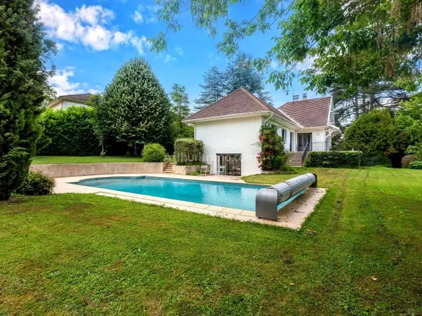 Maison 7 pièces 193 m²