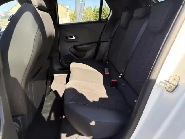 Opel Corsa electric 136ch gs — photo 12