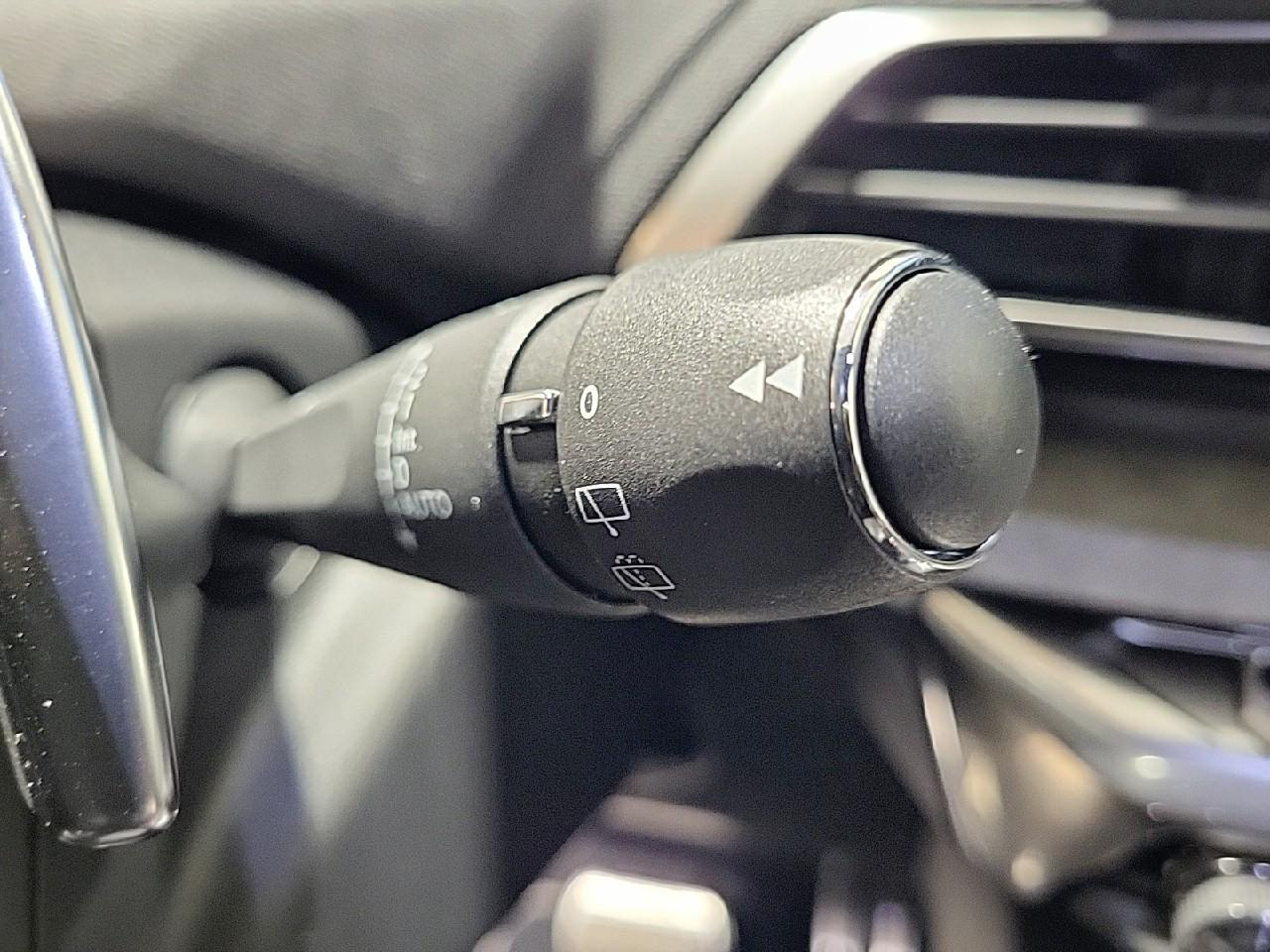 Peugeot 3008 hybrid4 300 e-eat8 gt pack — photo 20
