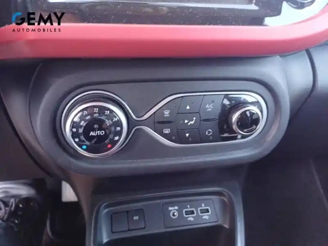 Renault Twingo iii achat intégral - 21 — photo 15