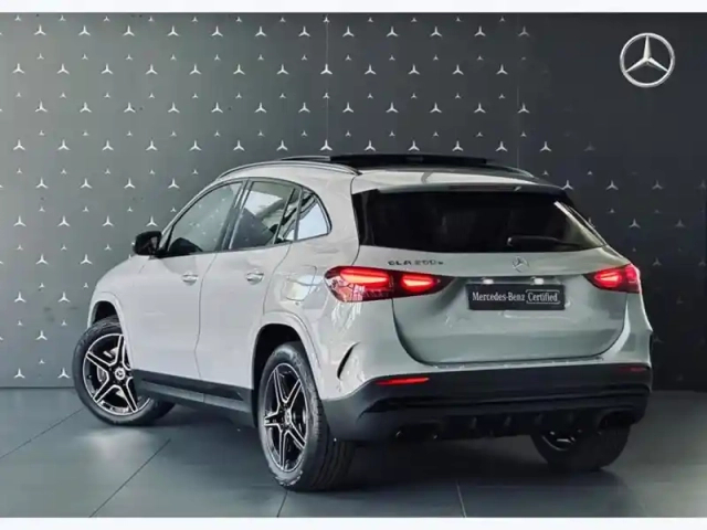 Mercedes Gla 250 e hybrid eq amg exclusive — photo 3