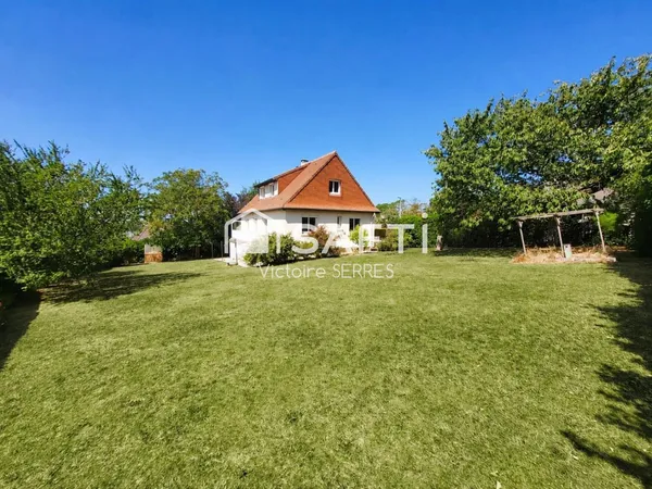 Grande maison familiale sur terrain ensoleillé - 4 chambres (possibilité 7)