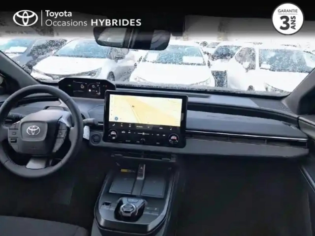 Toyota C-Hr + 224ch 77kwh design grande autonomie — photo 8