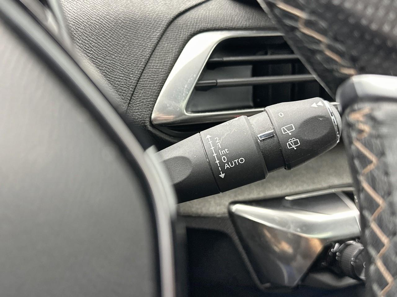 Peugeot 5008 puretech 130ch s&s bvm6 gt — photo 18