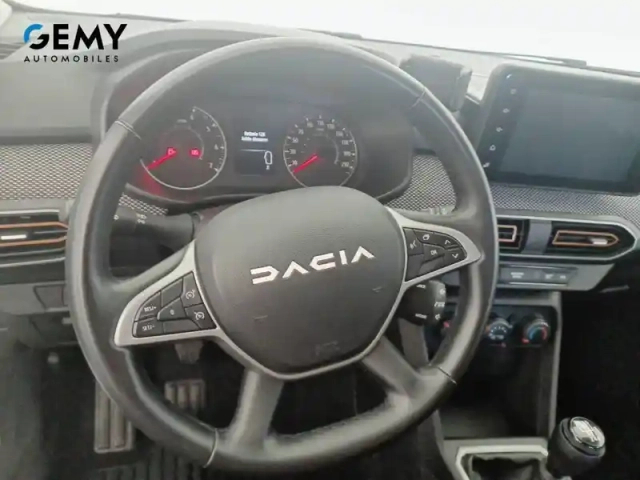 Dacia Sandero eco-g 100 — photo 28