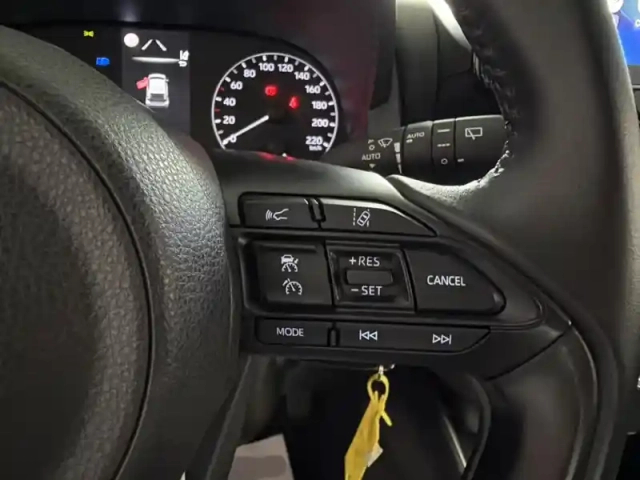 Toyota Yaris 120 vvt-i dynamic business 5p mc24 — photo 13