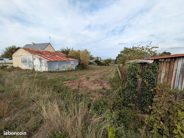 Terrain 669 m² SAINT DOLAY