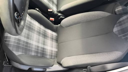 Peugeot 108 1.0 VTi 72 BMP5 - Style – 2018 – 19586 km – Essence – Boîte Robotisée — photo 12