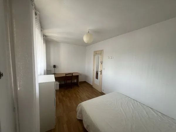 Loue chambre en colocation dans appartement - 90m²