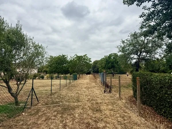 Terrain 1500 m²