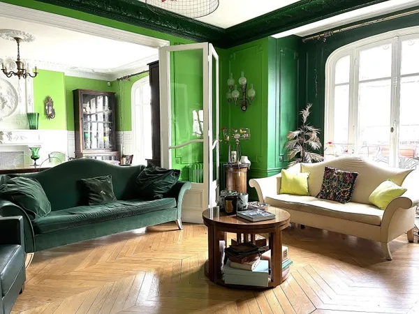 Vend appartement 6 pièces 153m2 Eglise d'Auteuil Maison de la radio étage élevé