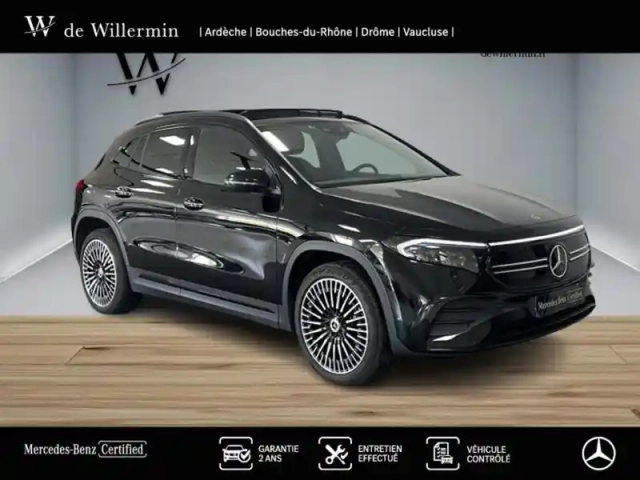 Mercedes Eqa 250+ amg line — photo 7