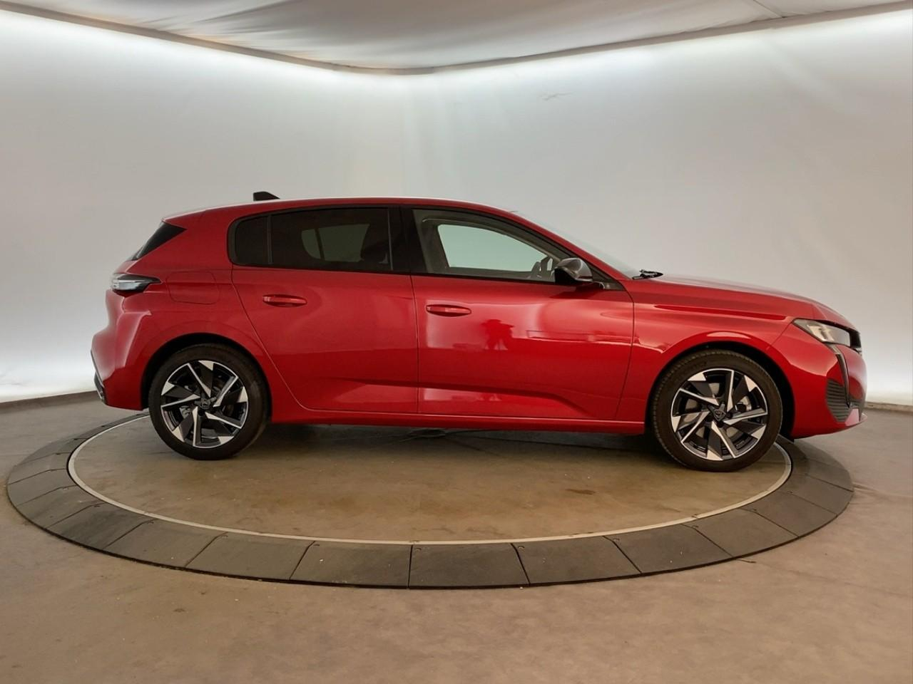 Peugeot 308 hybrid 145 e-dcs6 allure — photo 4