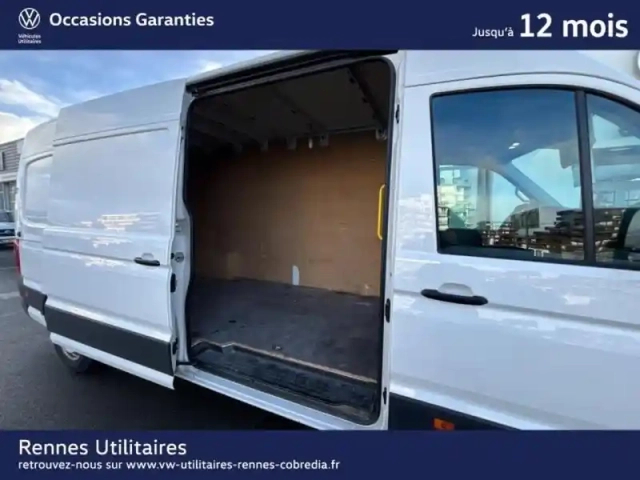 Volkswagen Crafter fg 35 l4h3 2.0 tdi 177ch business traction — photo 15