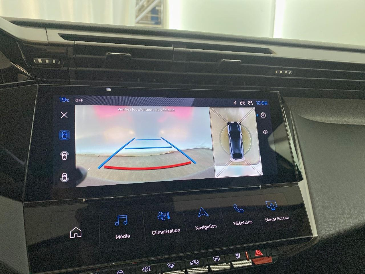 Peugeot 408 electrique 58 kwh 210 ch allure — photo 17