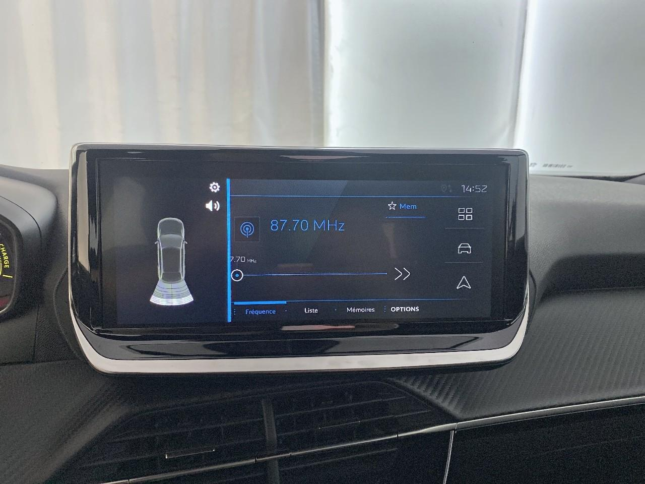 Peugeot 2008 hybrid 145 ch e-dcs6 style — photo 15