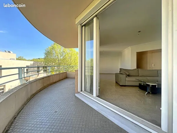Appartement 4 pièces 82 m²