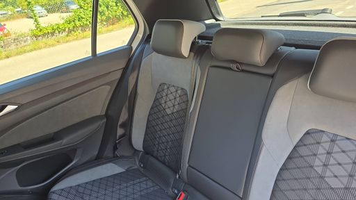Volkswagen Golf 1.5 eTSI OPF 150 DSG7 - R-Line – 2021 – 89479 km – Hybride essence – Boîte Automatique — photo 17
