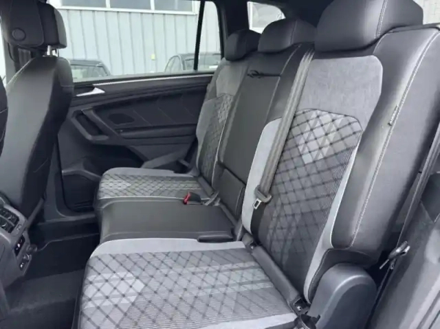Volkswagen Tiguan allspace 2.0 tdi 150ch dsg7 — photo 8